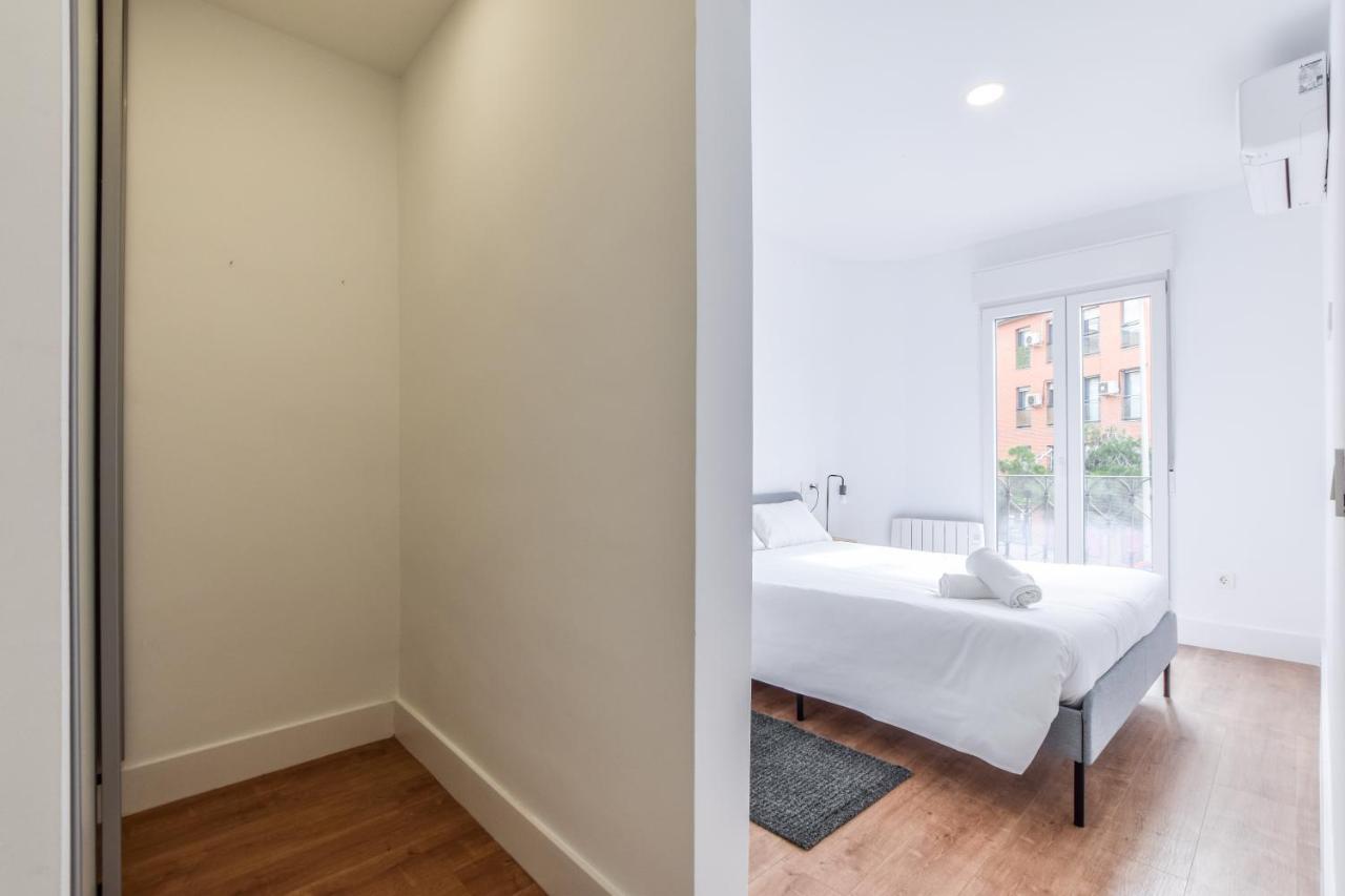 Apartamentos Reformados En Vallecas Madrid Exterior foto